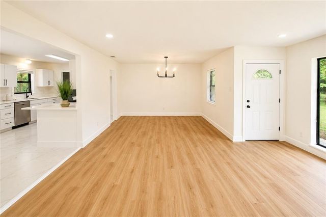 1108 Chalet Drive E, Mobile, AL 36608