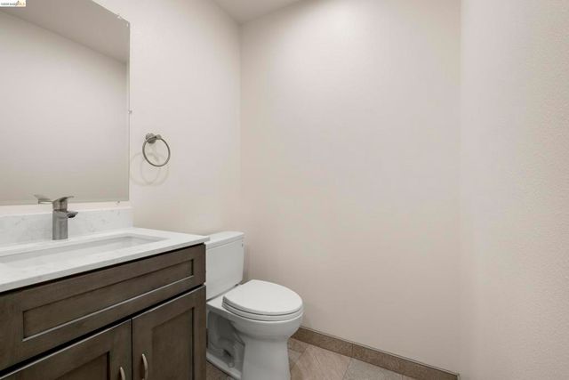 31 Campo Verde Circle, San Pablo, CA 94806