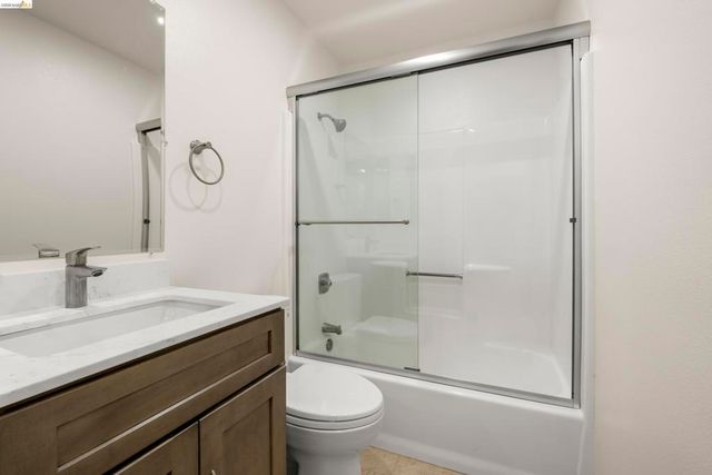 31 Campo Verde Circle, San Pablo, CA 94806