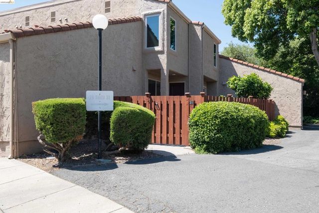 31 Campo Verde Circle, San Pablo, CA 94806
