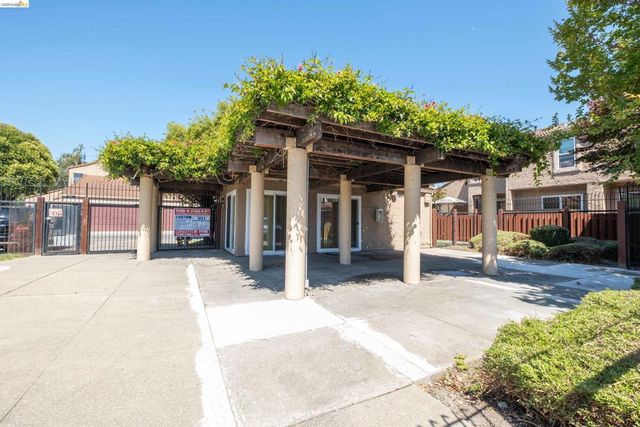 31 Campo Verde Circle, San Pablo, CA 94806