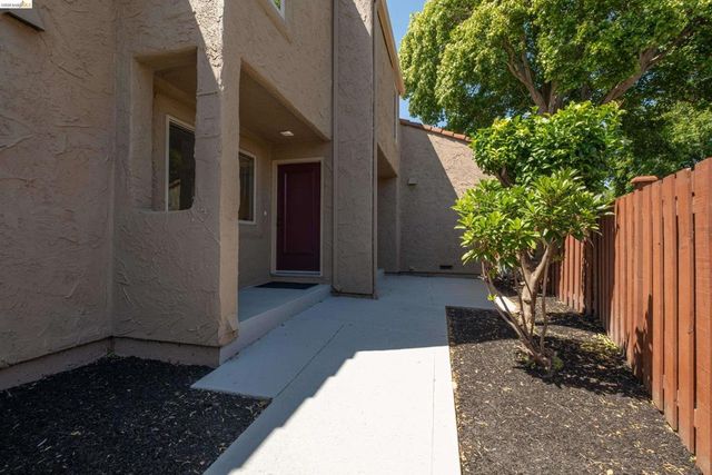 31 Campo Verde Circle, San Pablo, CA 94806