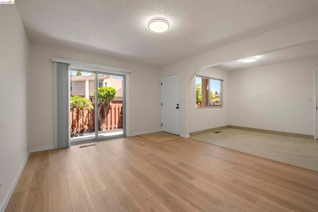 31 Campo Verde Circle, San Pablo, CA 94806