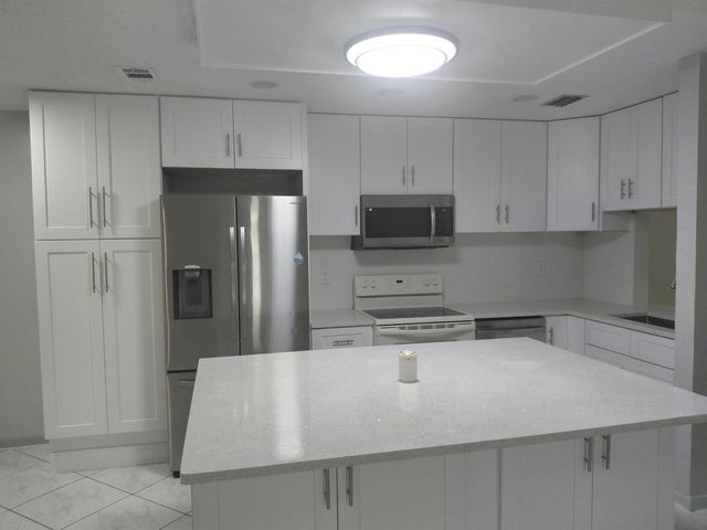 1322 Pines Lane, West Palm Beach, FL 33415