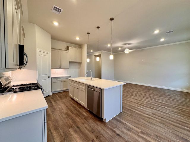 10340 Woodhill Spa Lane, Cleveland, TX 77327