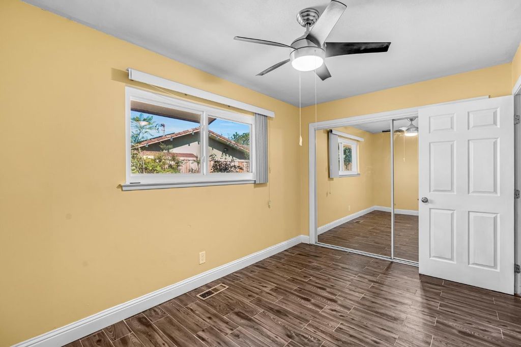 Image 32 of property listing at 1103 W Tenaya Way, Fresno, CA 93711
