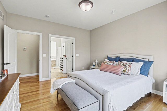 633 Marblewood Lane, Saline, MI 48176