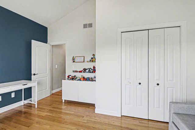 633 Marblewood Lane, Saline, MI 48176