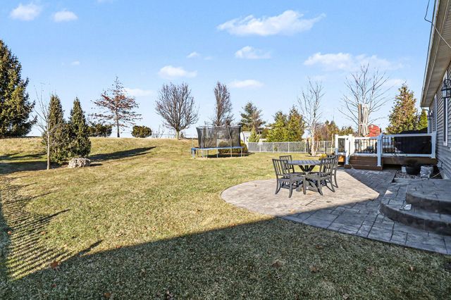 633 Marblewood Lane, Saline, MI 48176