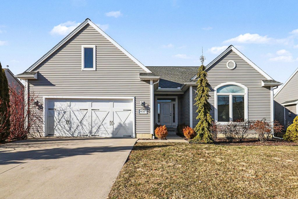 633 Marblewood Lane, Saline, MI 48176