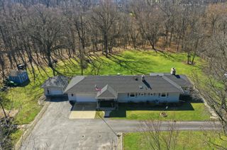 2 Rohe Lane, Crete, IL 60417