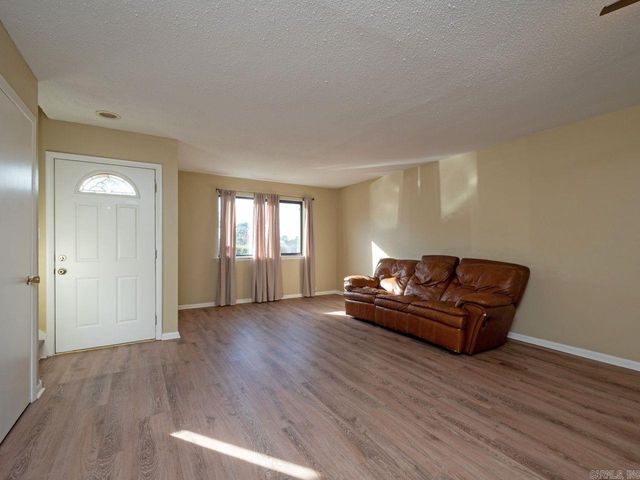 2001 Reservoir Rd Apt 12, Little Rock, AR 72227