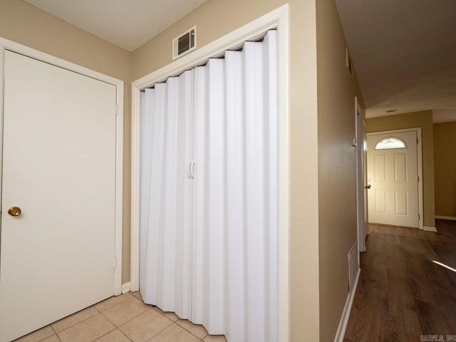 2001 Reservoir Rd Apt 12, Little Rock, AR 72227