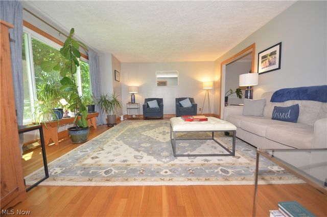 735 Fessler Drive, Uniontown, OH 44685