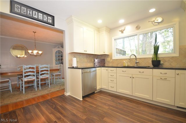 735 Fessler Drive, Uniontown, OH 44685
