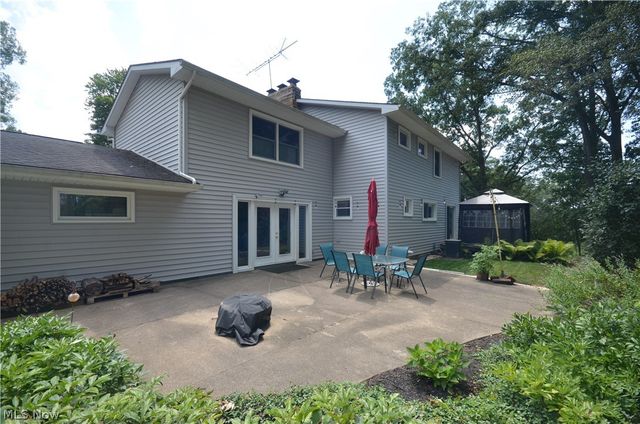 735 Fessler Drive, Uniontown, OH 44685