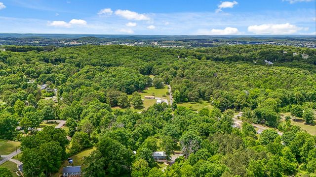 327 Homestead Street NE, Cleveland, TN 37323