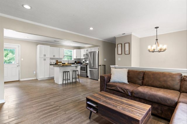 327 Homestead Street NE, Cleveland, TN 37323