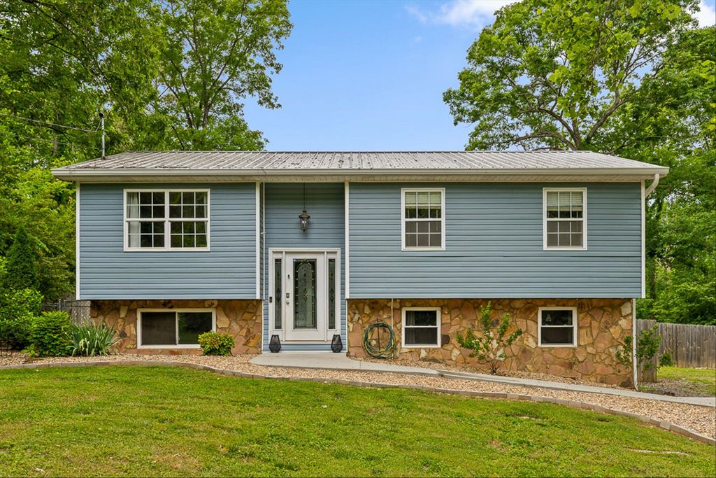 327 Homestead Street NE, Cleveland, TN 37323