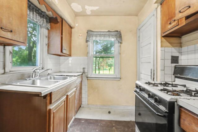 650 S Napoleon Avenue, Columbus, OH 43213