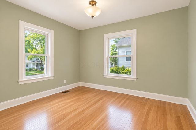 650 S Napoleon Avenue, Columbus, OH 43213