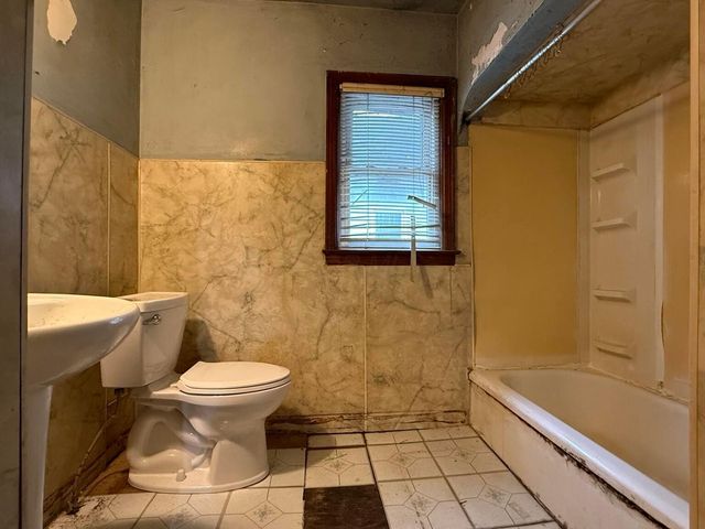 650 S Napoleon Avenue, Columbus, OH 43213