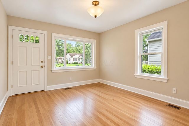 650 S Napoleon Avenue, Columbus, OH 43213