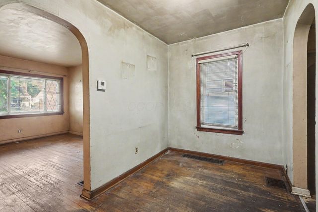 650 S Napoleon Avenue, Columbus, OH 43213
