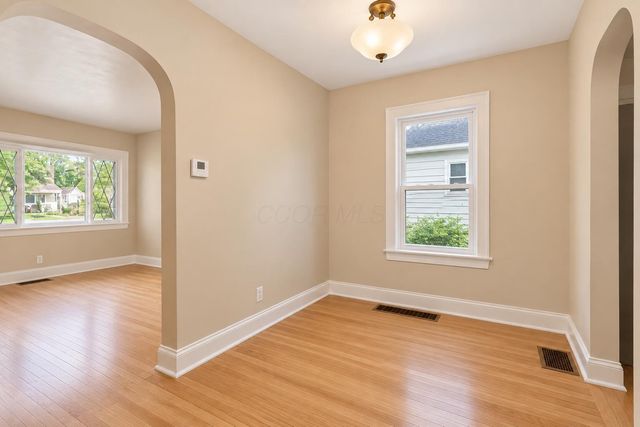 650 S Napoleon Avenue, Columbus, OH 43213