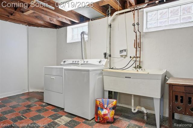 3154 Roosevelt Street, Dearborn, MI 48124