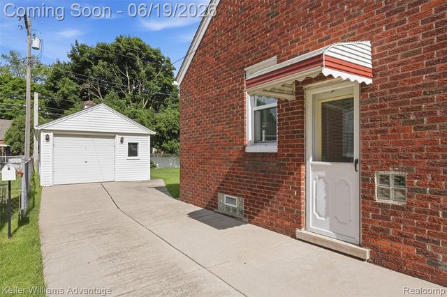 3154 Roosevelt Street, Dearborn, MI 48124