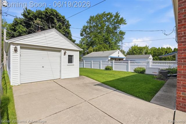 3154 Roosevelt Street, Dearborn, MI 48124