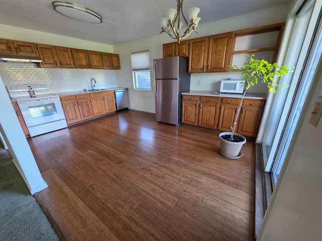 85 Freedom Drive, Montpelier, VT 05602