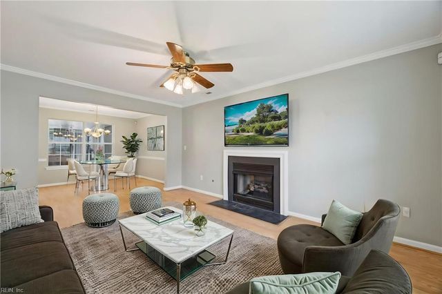 345 Circuit LN, Newport News, VA 23608