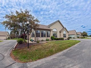6053 Landings Pond Place, Grove City, OH 43123