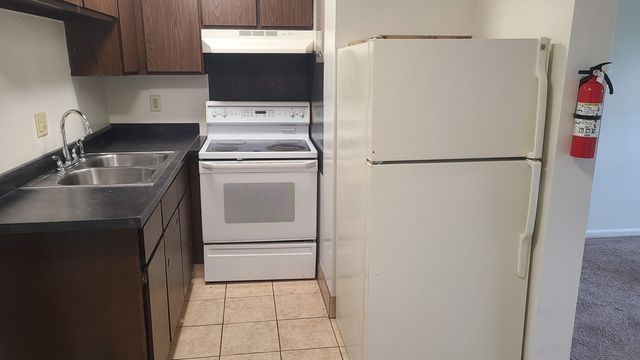 1828 Winton Avenue, Kalamazoo, MI 49001