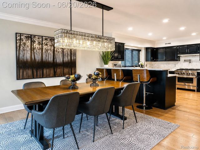 4413 Pinehurst Drive, West Bloomfield Charter Township, MI 48322