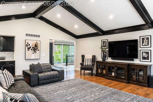 4413 Pinehurst Drive, West Bloomfield Charter Township, MI 48322