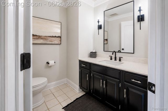 4413 Pinehurst Drive, West Bloomfield Charter Township, MI 48322