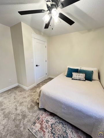 805 Peyton St, Emporia, KS 66801