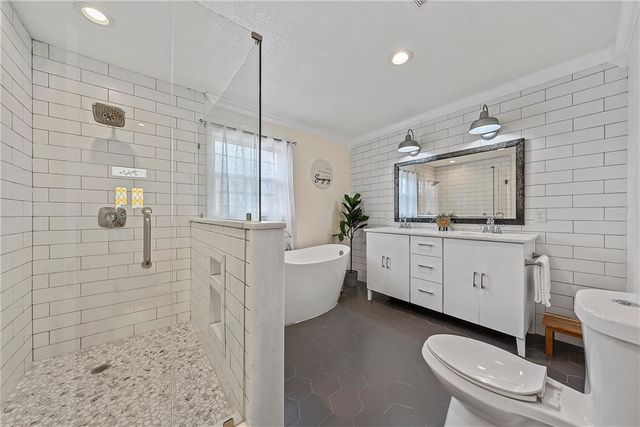 367 Illinois, China Spring, TX 76633