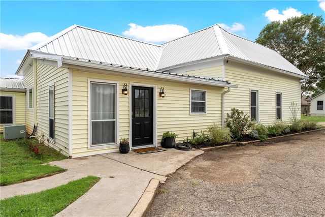 367 Illinois, China Spring, TX 76633