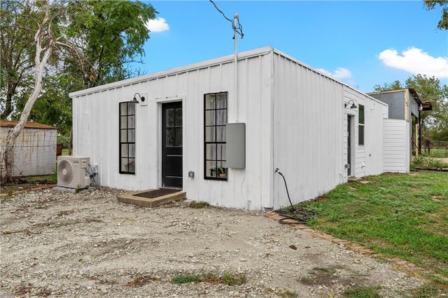 367 Illinois, China Spring, TX 76633