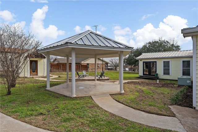 367 Illinois, China Spring, TX 76633