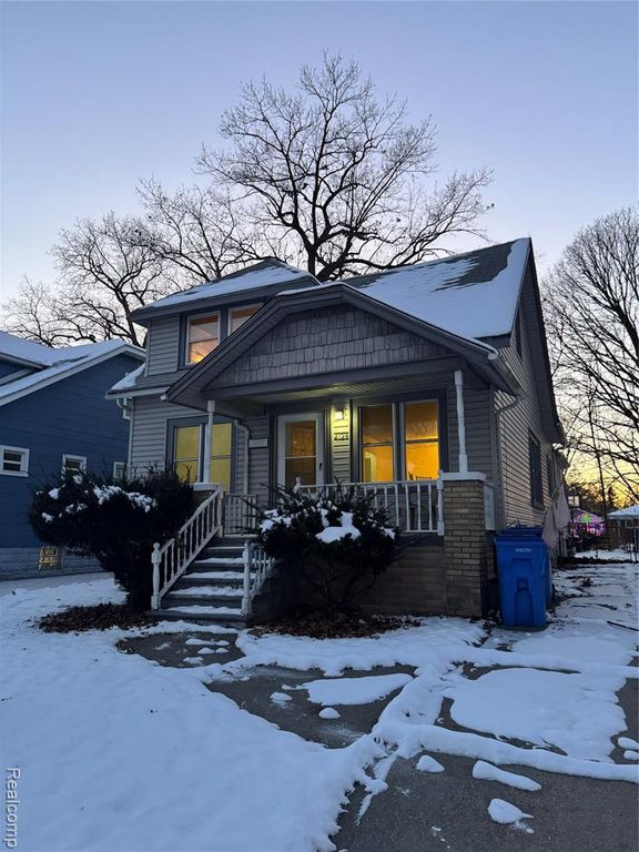 4128 Huron Street, Dearborn Heights, MI 48125