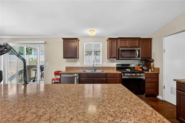 15181 Van Buren 114, Riverside, CA 92504