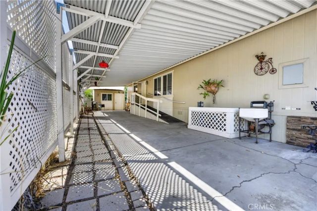 15181 Van Buren 114, Riverside, CA 92504