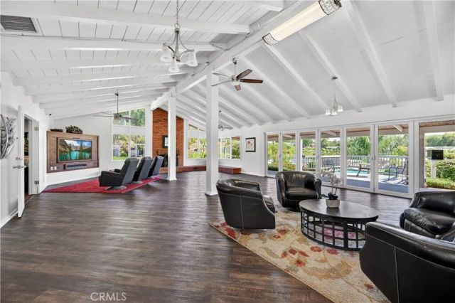 15181 Van Buren 114, Riverside, CA 92504