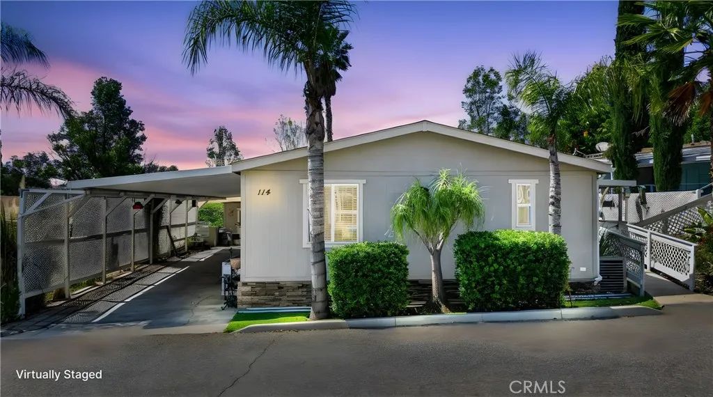 15181 Van Buren 114, Riverside, CA 92504
