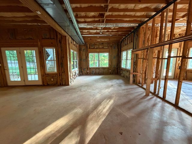 1829 Bay Pointe Drive, Hixson, TN 37343